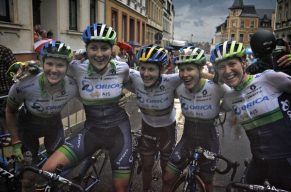Gracie Elvin wins Thüringen Rundfahrt stage 3b from solo breakaway; Emma Johansson wins bunch sprint for second